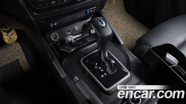 KG_Mobility_Ssangyong Rexton 2018 thumb 9