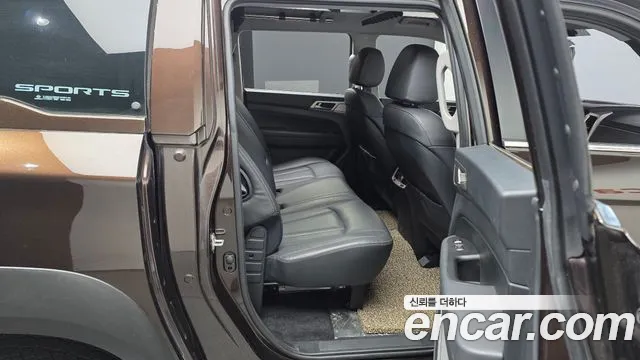KG_Mobility_Ssangyong Rexton 2018 thumb 12