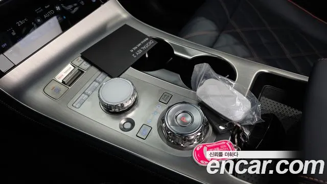 Genesis GV70 2024 thumb 9