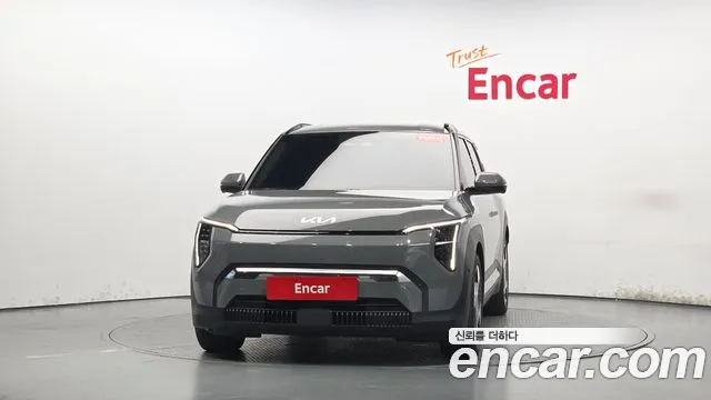 Kia EV3 2024 thumb 2
