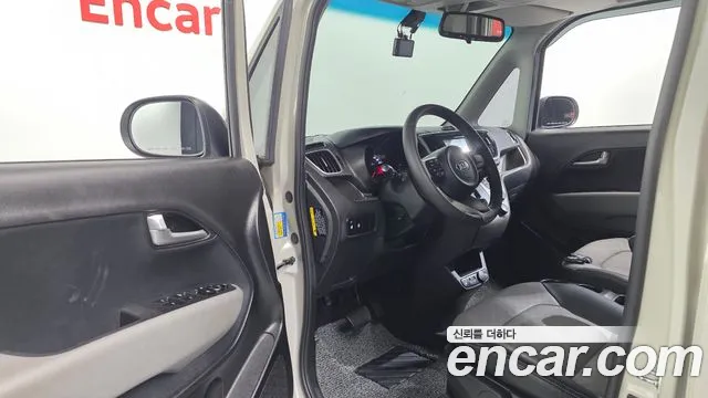 Kia Ray 2019 thumb 10