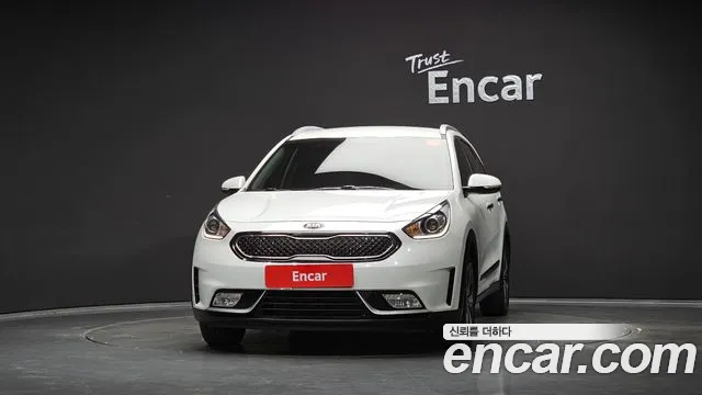 Kia Niro 2017 thumb 3