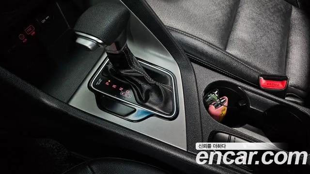 Kia Niro 2017 thumb 9