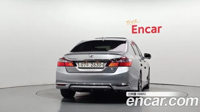 Honda Accord 2017 thumb 4