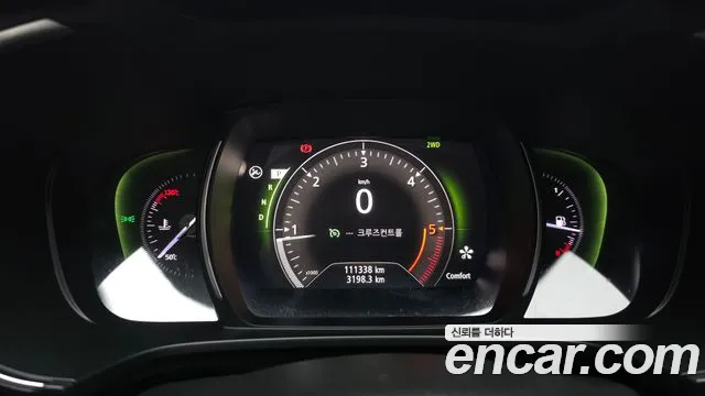 Renault-KoreaSamsung Koleos 2018 thumb 8