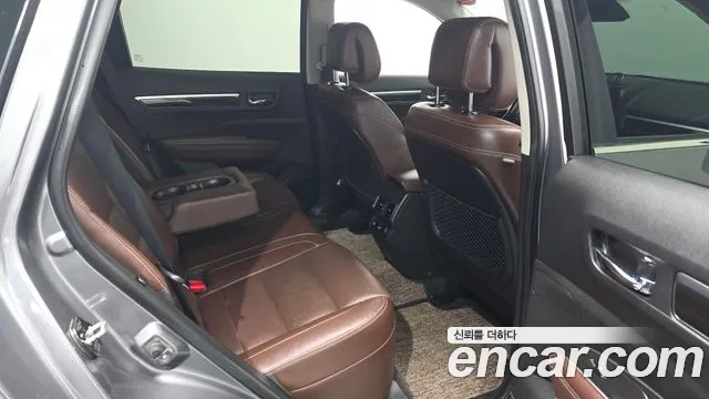 Renault-KoreaSamsung Koleos 2018 thumb 12