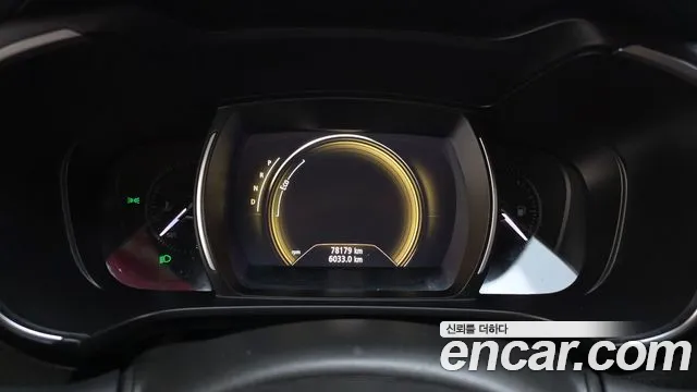 Renault-KoreaSamsung Koleos 2018 thumb 8