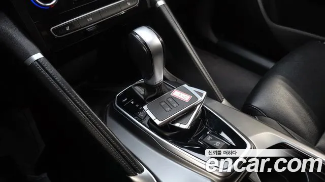 Renault-KoreaSamsung Koleos 2018 thumb 9