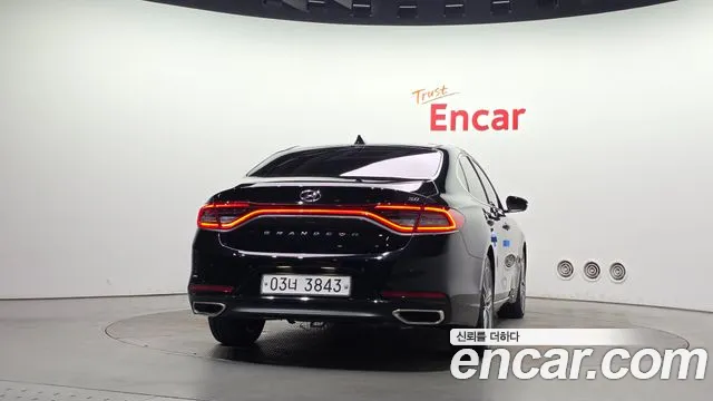 Hyundai Grandeur 2017 thumb 4