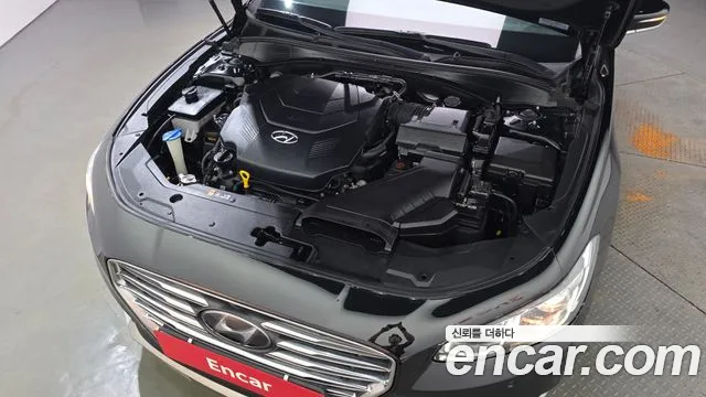 Hyundai Grandeur 2017 thumb 6