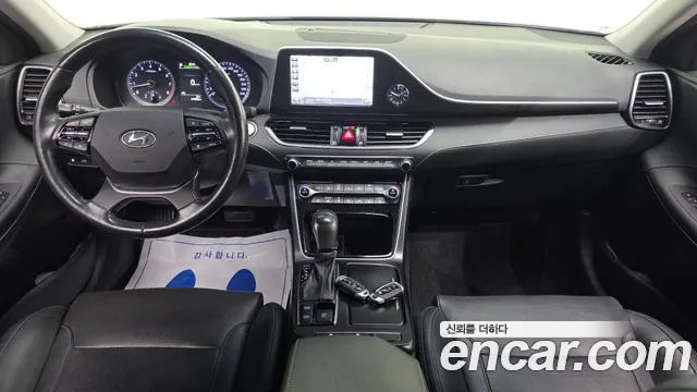 Hyundai Grandeur 2017 thumb 7