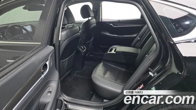 Hyundai Grandeur 2017 thumb 12