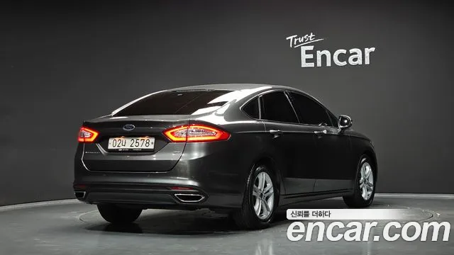 Ford Mondeo 2017 thumb 2