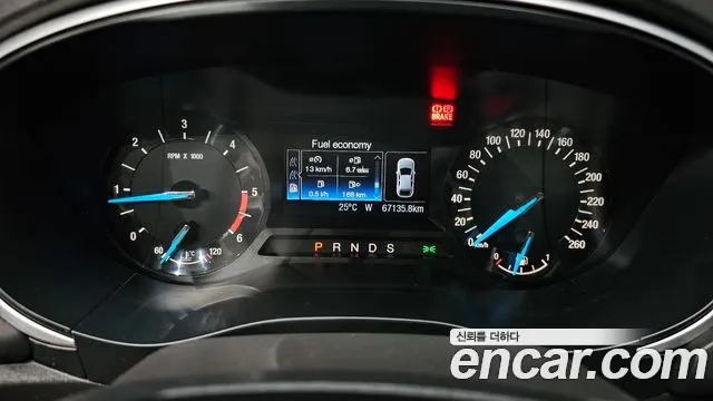 Ford Mondeo 2017 thumb 8