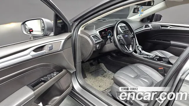 Ford Mondeo 2017 thumb 12