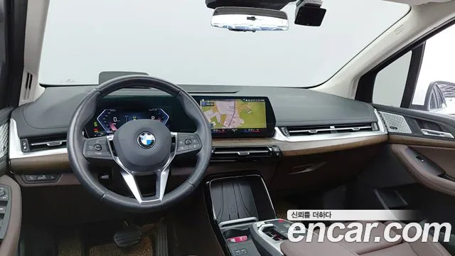 BMW 2-Series 2023 thumb 5