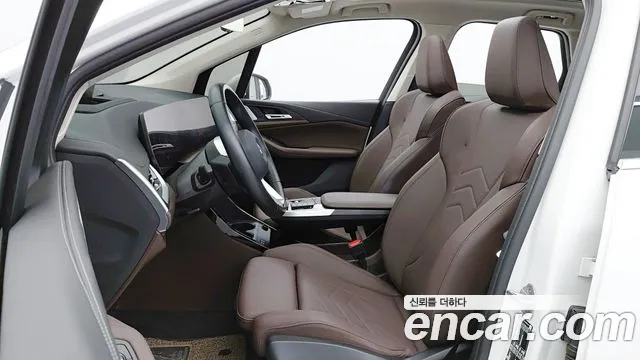 BMW 2-Series 2023 thumb 8