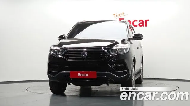KG_Mobility_Ssangyong Rexton 2017 thumb 3