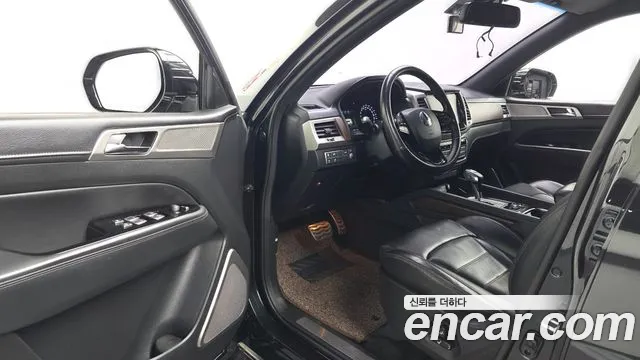 KG_Mobility_Ssangyong Rexton 2017 thumb 10