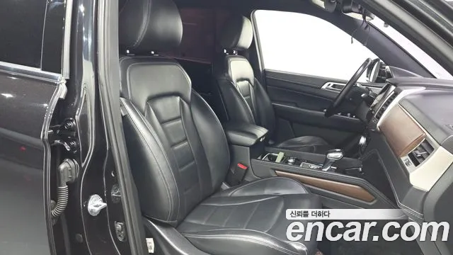 KG_Mobility_Ssangyong Rexton 2017 thumb 11
