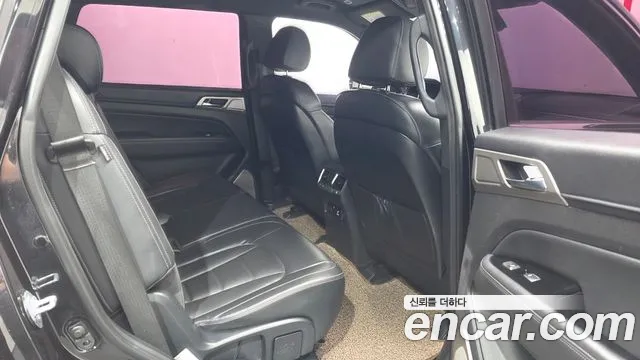 KG_Mobility_Ssangyong Rexton 2017 thumb 12