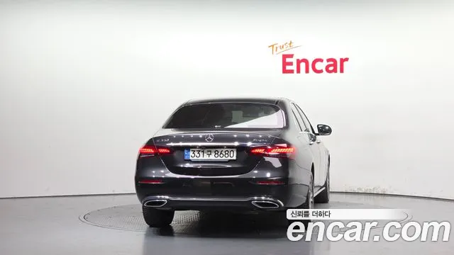 Mercedes-Benz E-Класс 2021 thumb 4