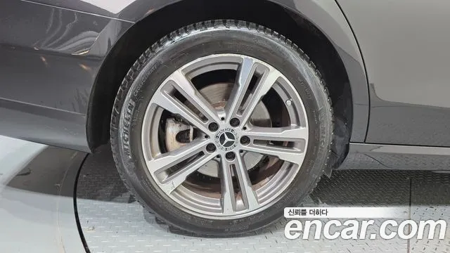 Mercedes-Benz E-Класс 2021 thumb 5