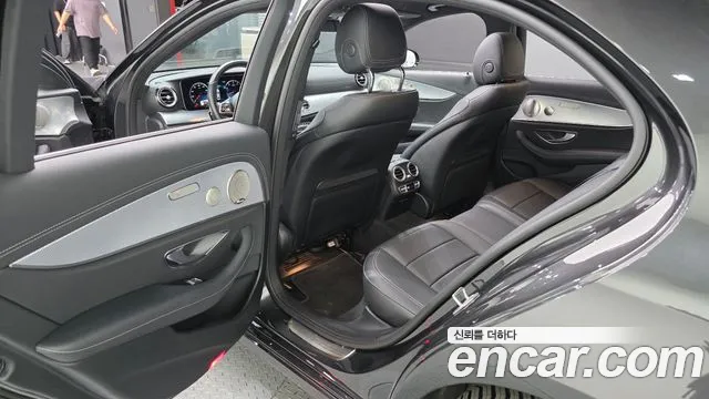 Mercedes-Benz E-Класс 2021 thumb 11