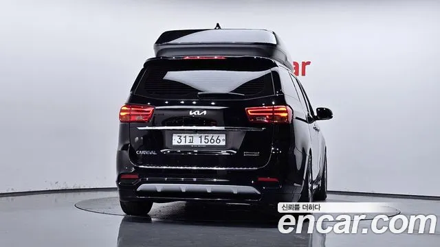 Kia Carnival 2019 thumb 4