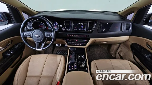 Kia Carnival 2019 thumb 7