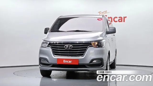 Hyundai Starex 2018 thumb 3