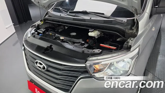 Hyundai Starex 2018 thumb 6