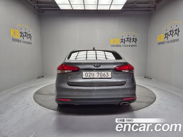 Kia K3 2018 thumb 3