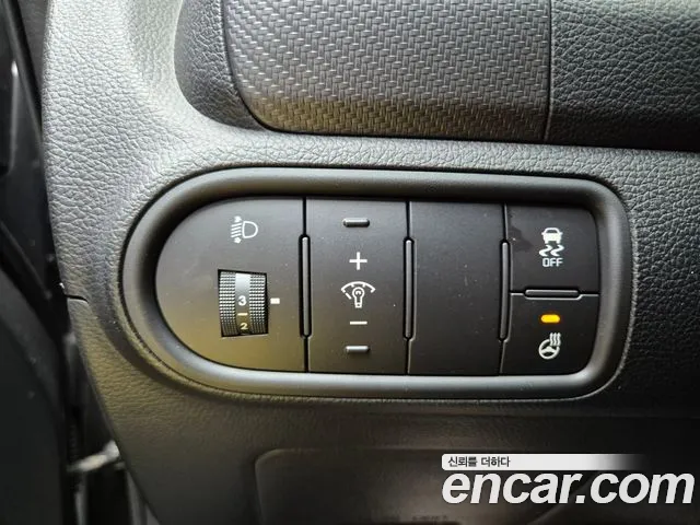 Kia K3 2018 thumb 10