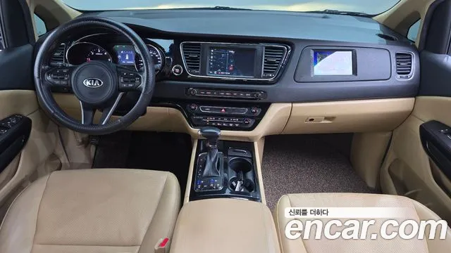 Kia Carnival 2018 thumb 7