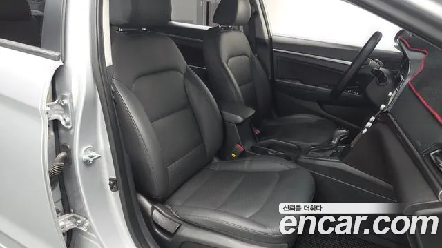 Hyundai Avante 2019 thumb 11