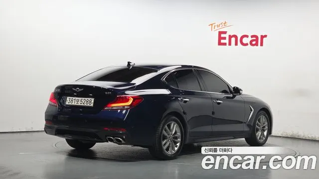 Genesis G70 2018 thumb 2