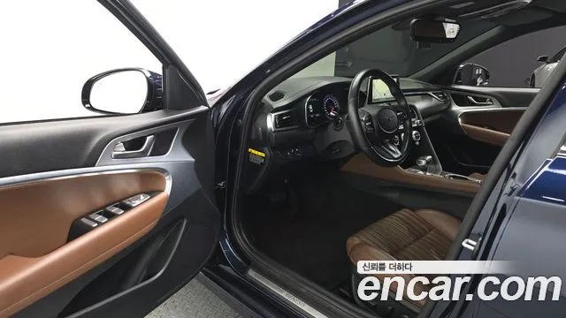 Genesis G70 2018 thumb 10