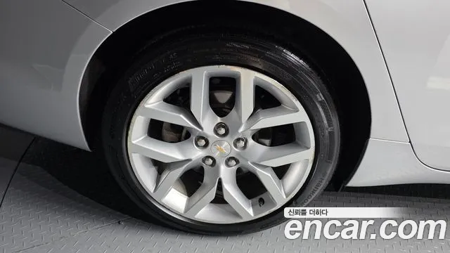 ChevroletGMDaewoo Impala 2016 thumb 4