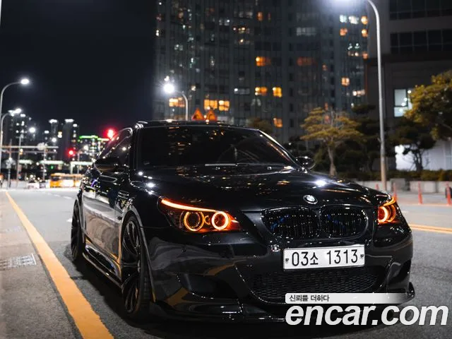 BMW M5 2006 thumb 4