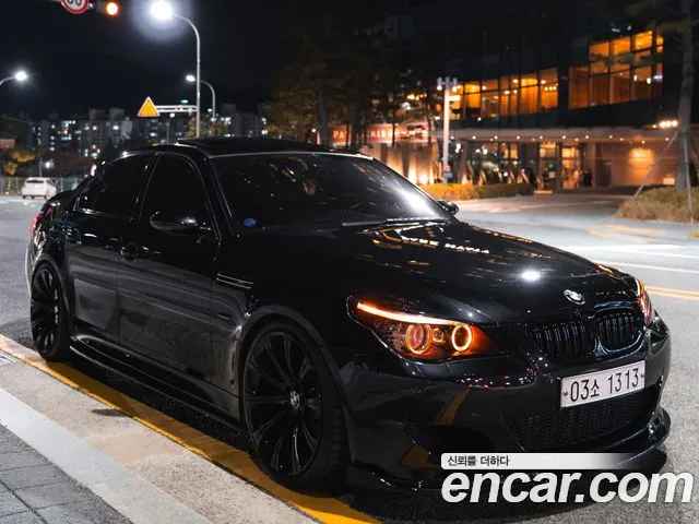 BMW M5 2006 thumb 9