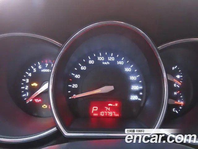 Kia Pride 2015 thumb 8