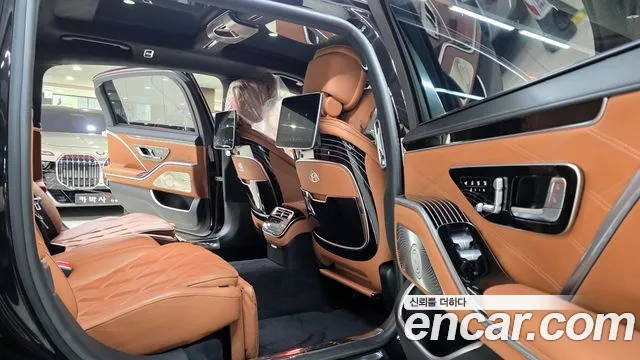 Mercedes-Benz S-Класс 2023 thumb 10