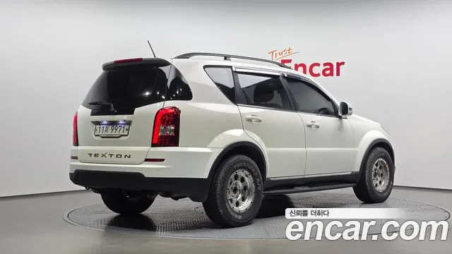 KG_Mobility_Ssangyong Rexton 2015 thumb 2