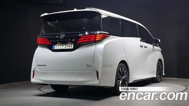 Toyota Alphard 2024 thumb 2