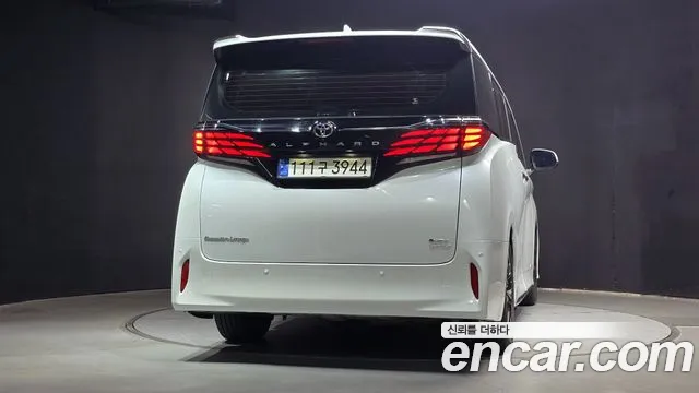 Toyota Alphard 2024 thumb 4