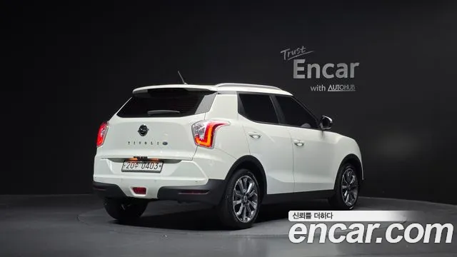 KG_Mobility_Ssangyong TIBOLI 2015 thumb 2