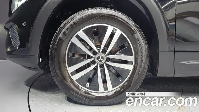 Mercedes-Benz GLB 2021 thumb 5