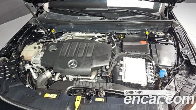 Mercedes-Benz GLB 2021 thumb 6