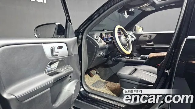 Mercedes-Benz GLB 2021 thumb 10